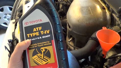 Maintaining Your 2005 Toyota Camry: Transmission Fluid。